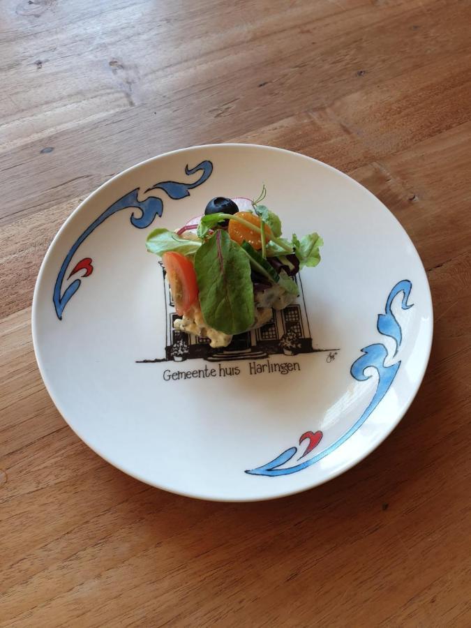 Hotel Restaurant 'T Heerenlogement Harlingen Exterior foto
